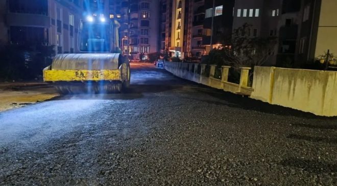 FATSA’DA GECE MESAİSİ: ASFALT ÇALIŞMALARI TÜM HIZIYLA SÜRÜYOR