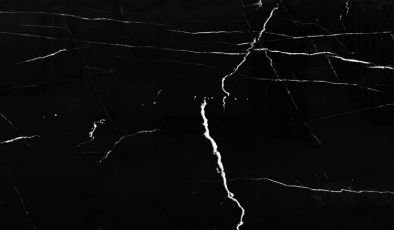 Mimaride Siyah Mermerin Yükselen Trendleri